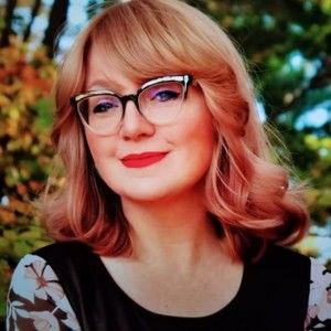 Meet your Posher, Shelly